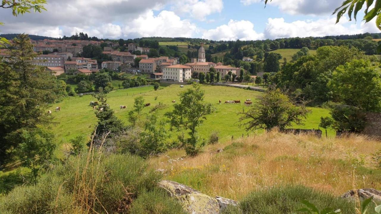 Gite Le Petit Nice Pradelles Exteriör bild