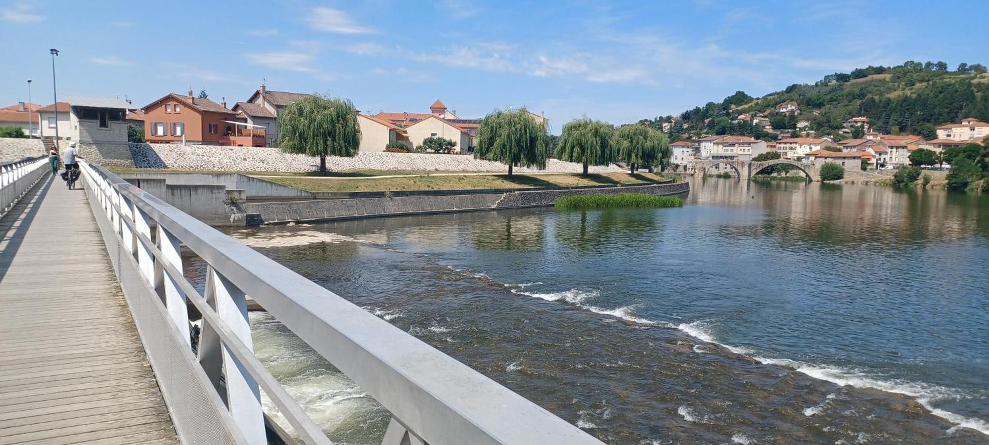 Gite Le Petit Nice Pradelles Exteriör bild